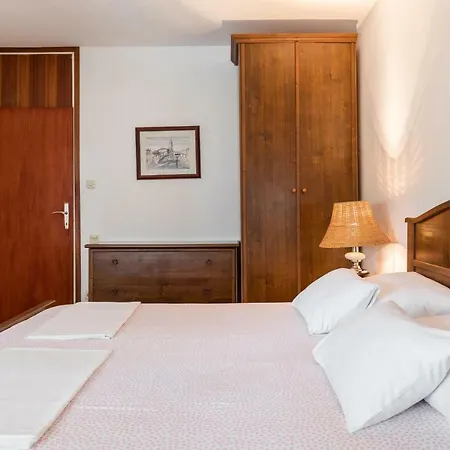 Apartman Budget Friendly| 2 Bd | Close To Beach *